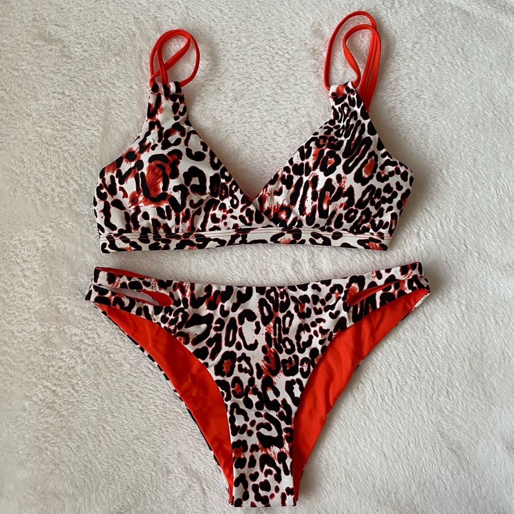 NWT Cupshe Orange Leopard Print Bikini